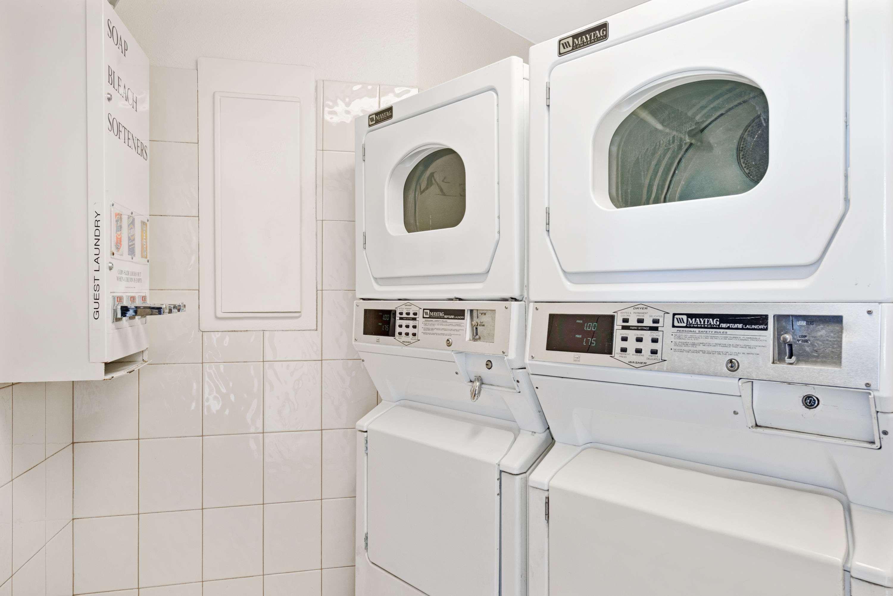 Travelodge Sacramento/rancho Cordova Hotel